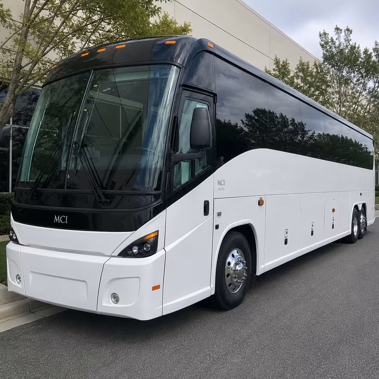bend employee shuttle buses along highway 97 and the parkway