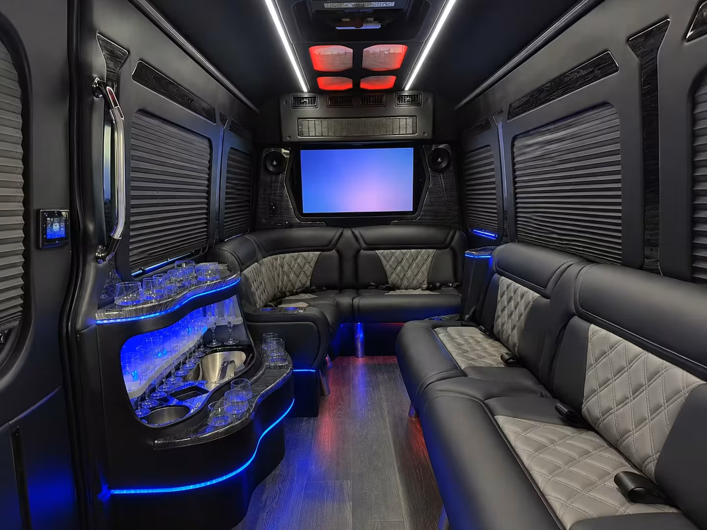bend team building and corporate outing transportation