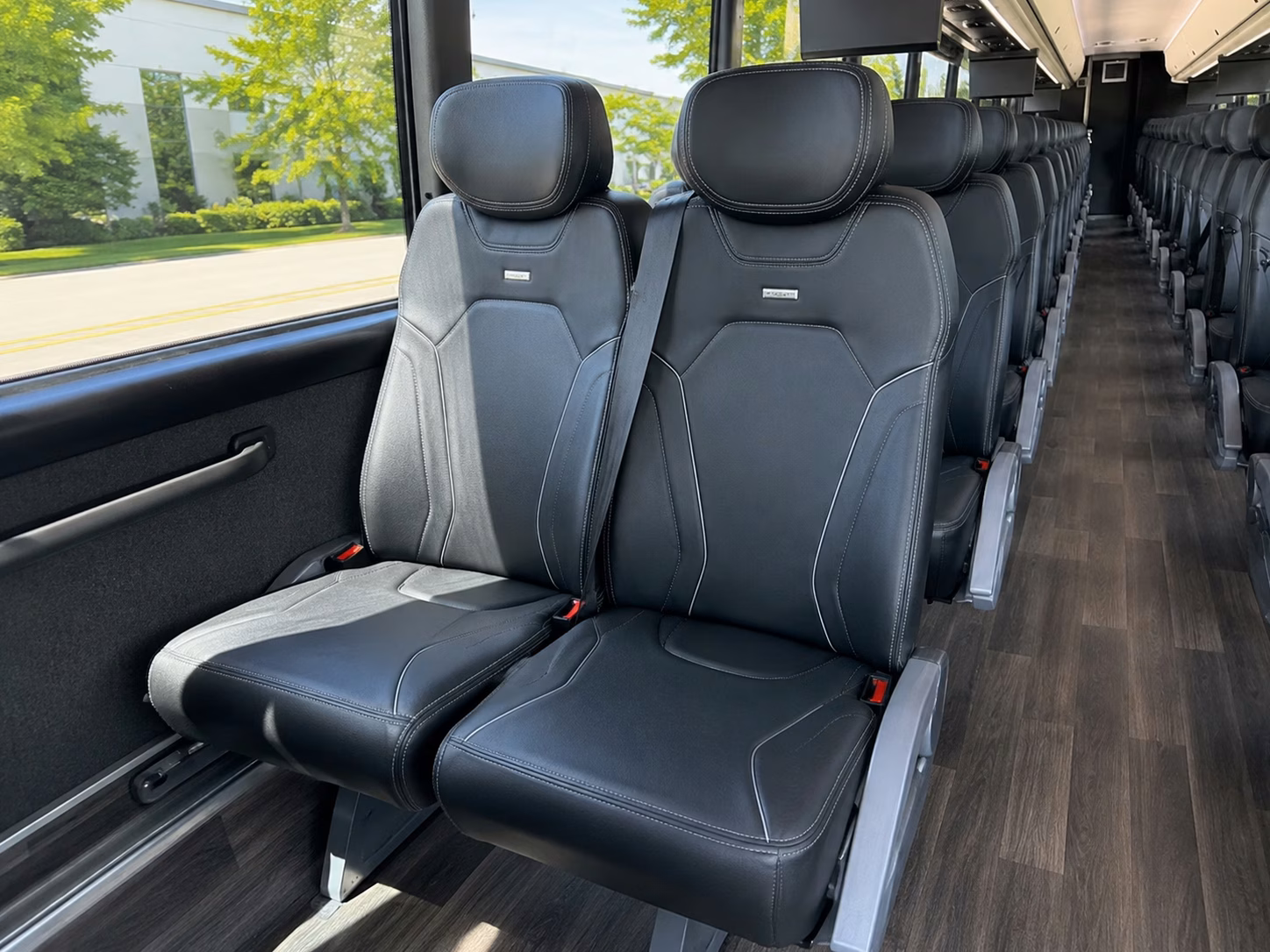 how where and when you re traveling affects bend bus rental rates