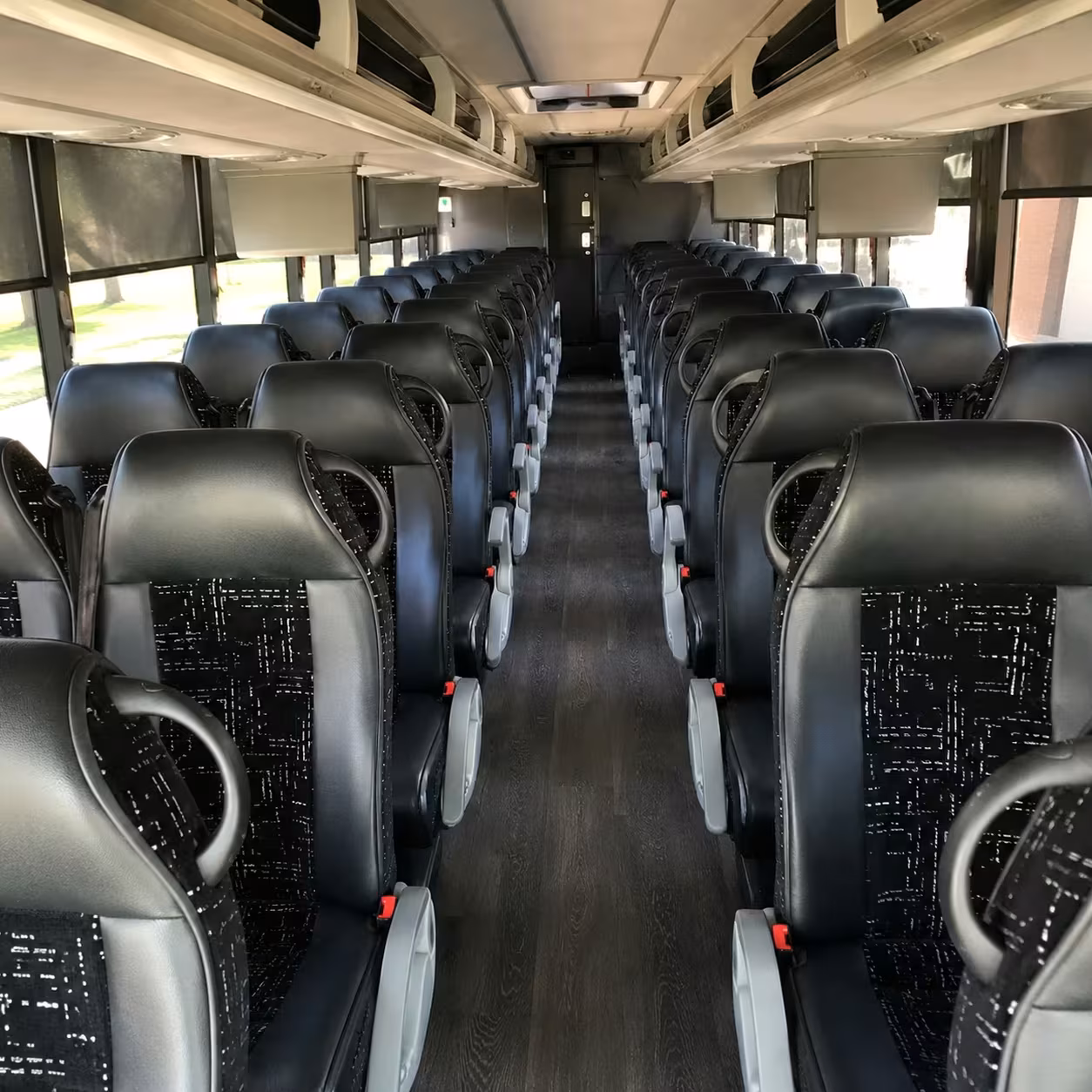 military charter bus rentals in bend for pacific northwest bases